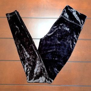 🖤Crushed Velour Mossimo XS Leggings🖤